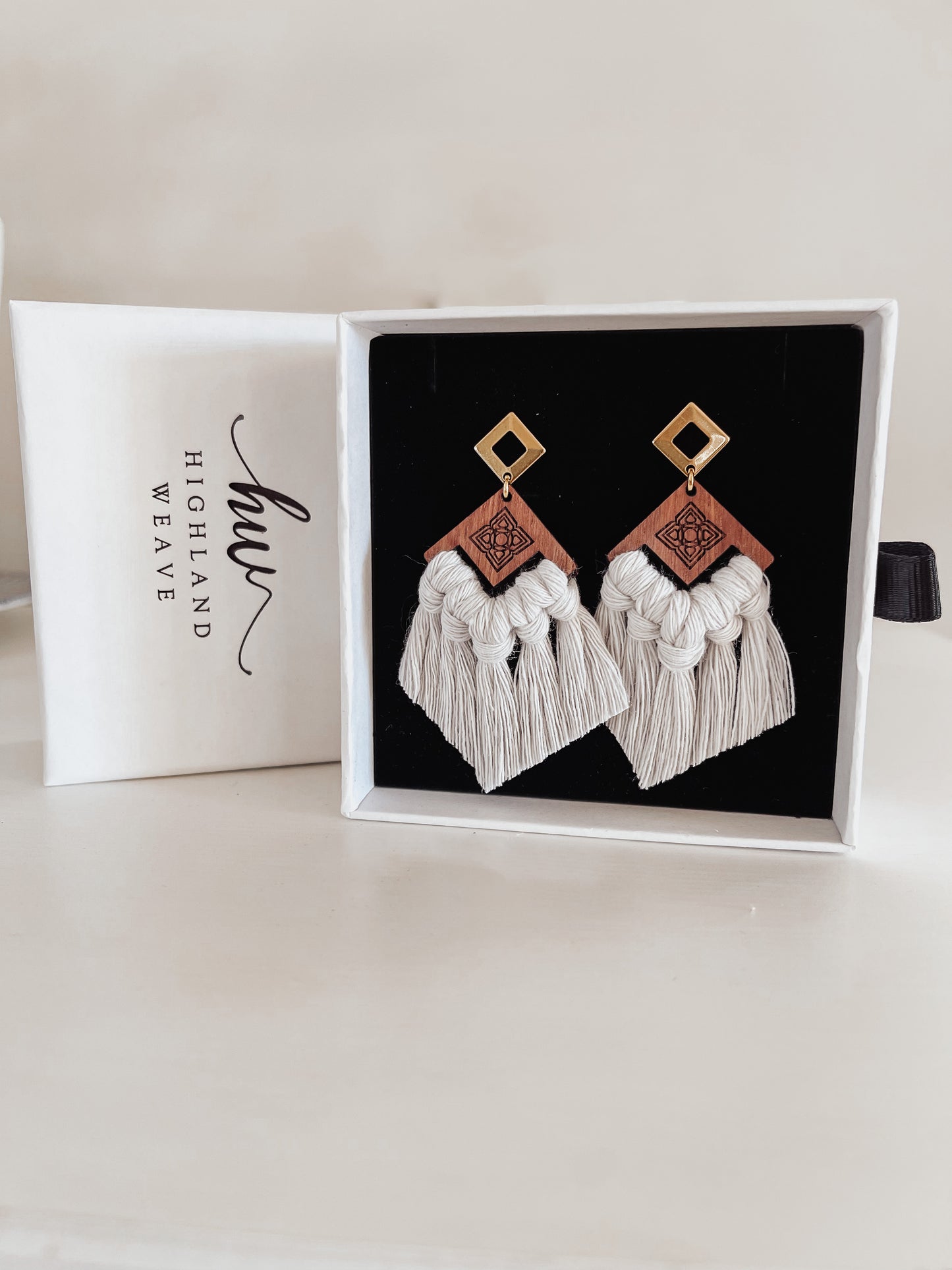 Highland Weave Earrings- Cloud Grey Rhombus